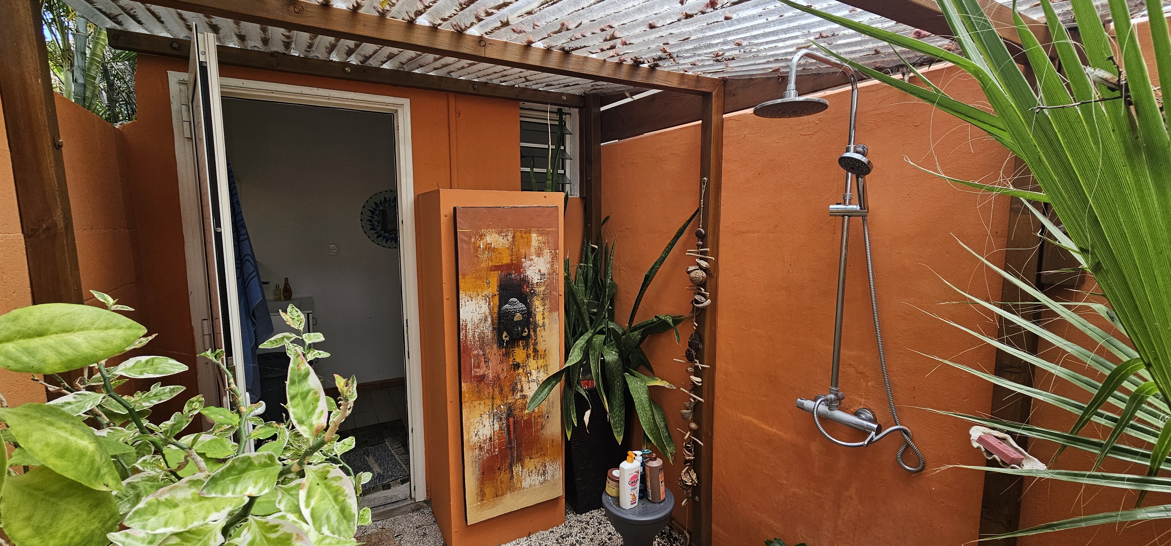 rue de sables, Réunion, 1 Bedroom Bedrooms, ,Appartement,À louer,rue de sables,1074