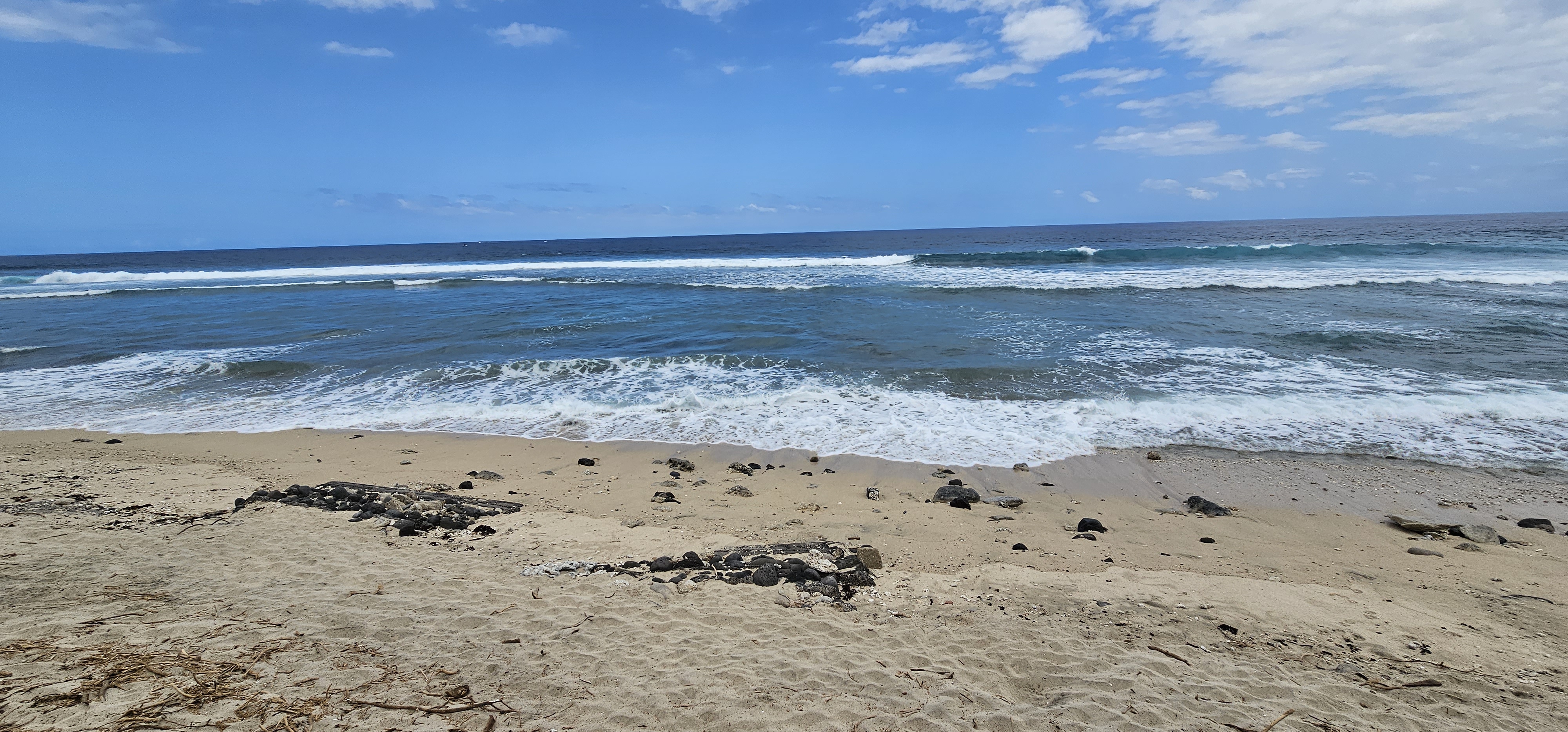 rue de sables, Réunion, 1 Bedroom Bedrooms, ,Appartement,À louer,rue de sables,1074