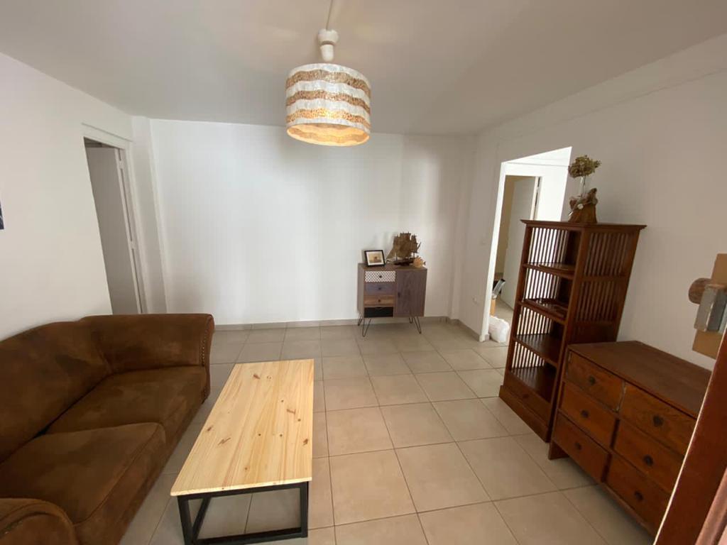 rue des sables, Réunion, 2 Chambres Chambres, ,Appartement,À louer,rue des sables,1125