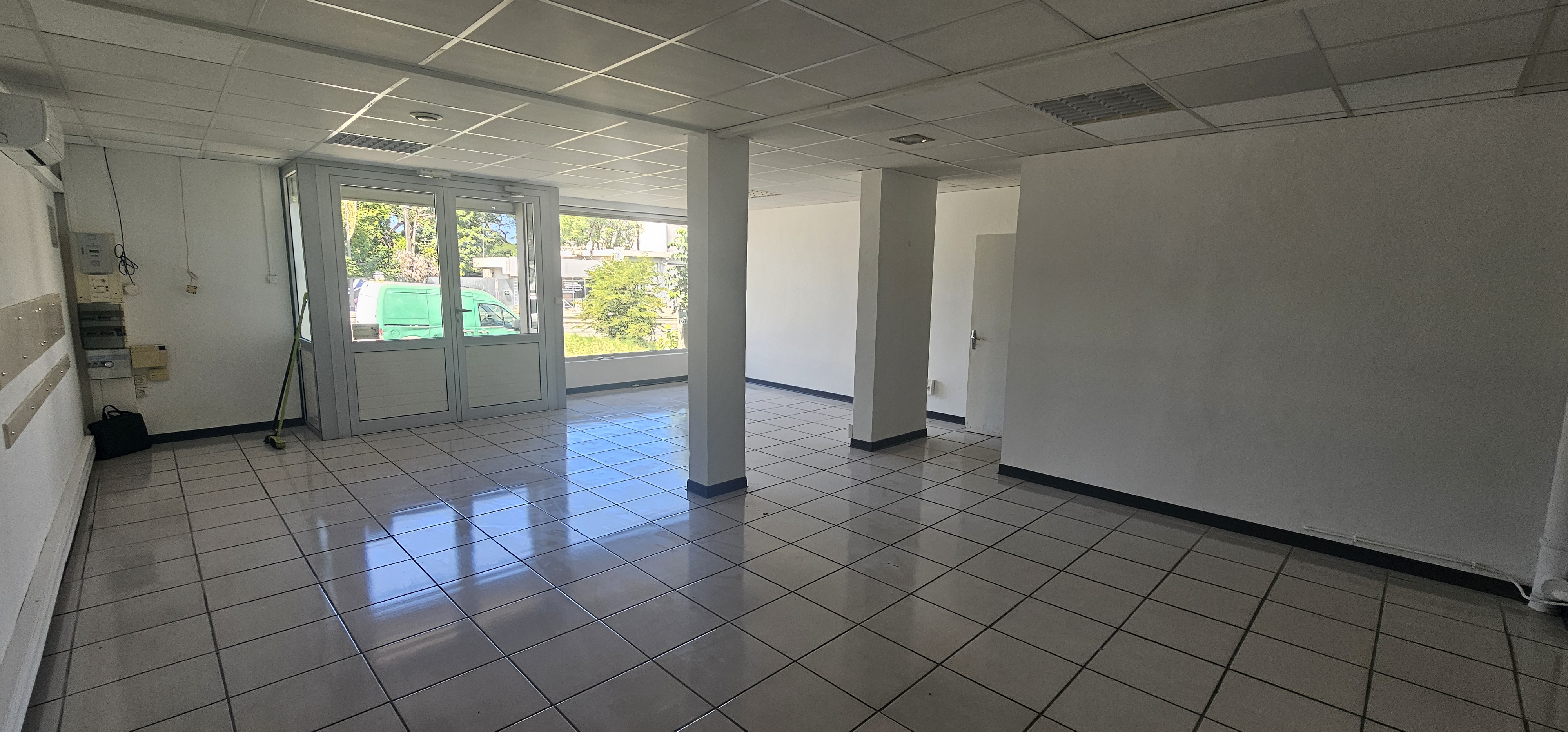 12 avenue leconte de lisle, Réunion, ,Commerce,À louer,avenue leconte de lisle,1128