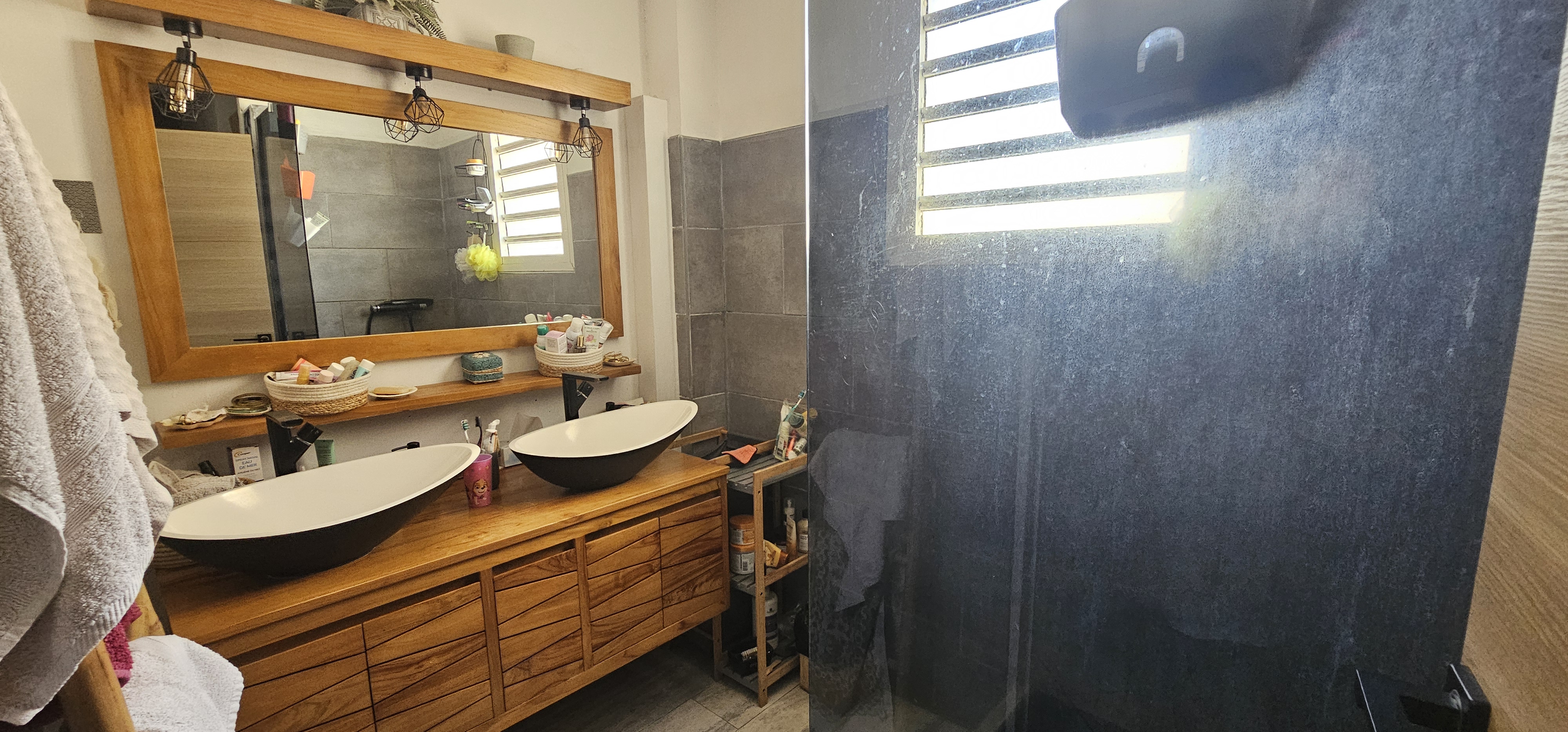 10 bis rue de la poste, Réunion, 1 Chambre Chambres, ,Appartement,À louer,rue de la poste,3,1130