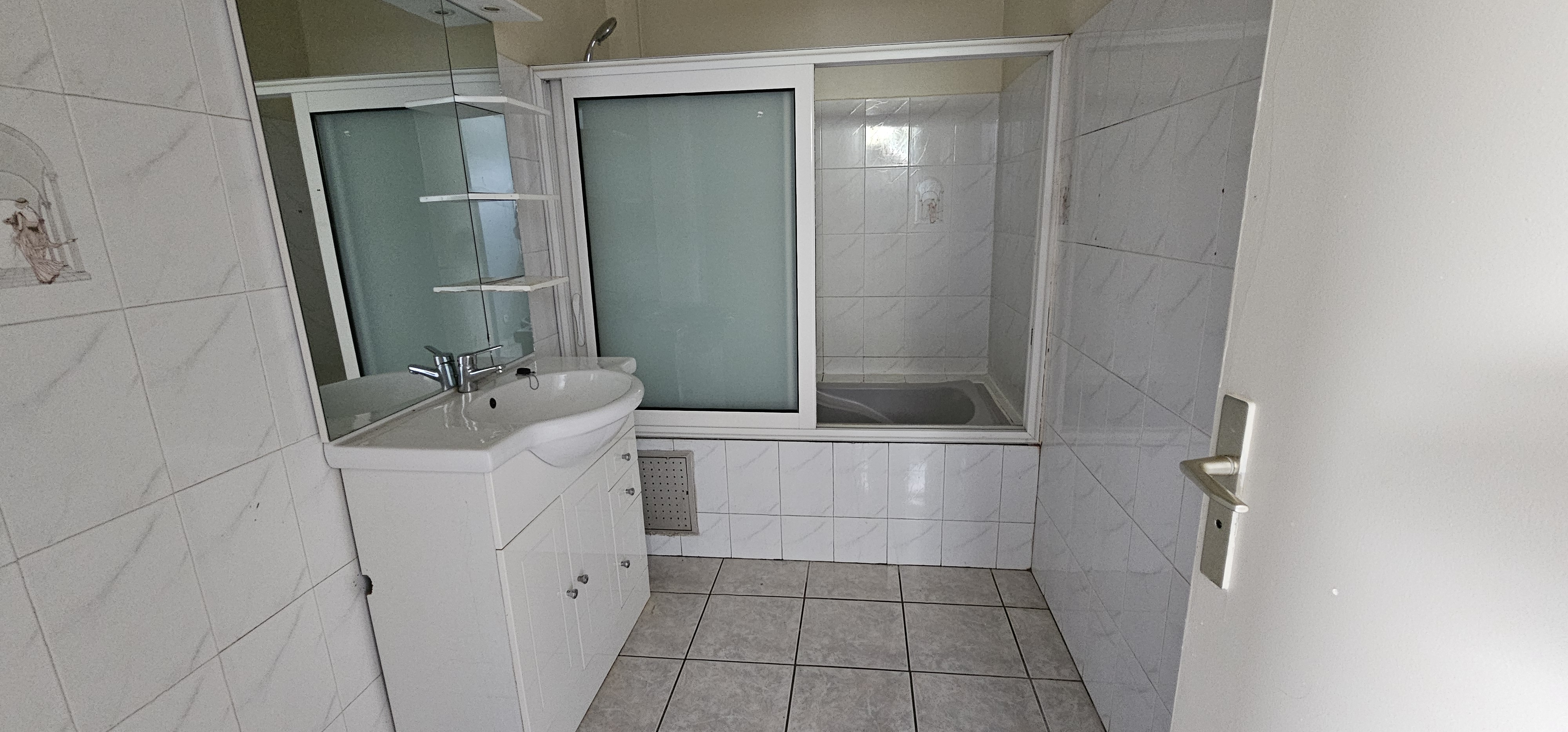 rue de la compagnie des indes, Réunion, 1 Chambre Chambres, ,Appartement,À louer,rue de la compagnie des indes,1,1131