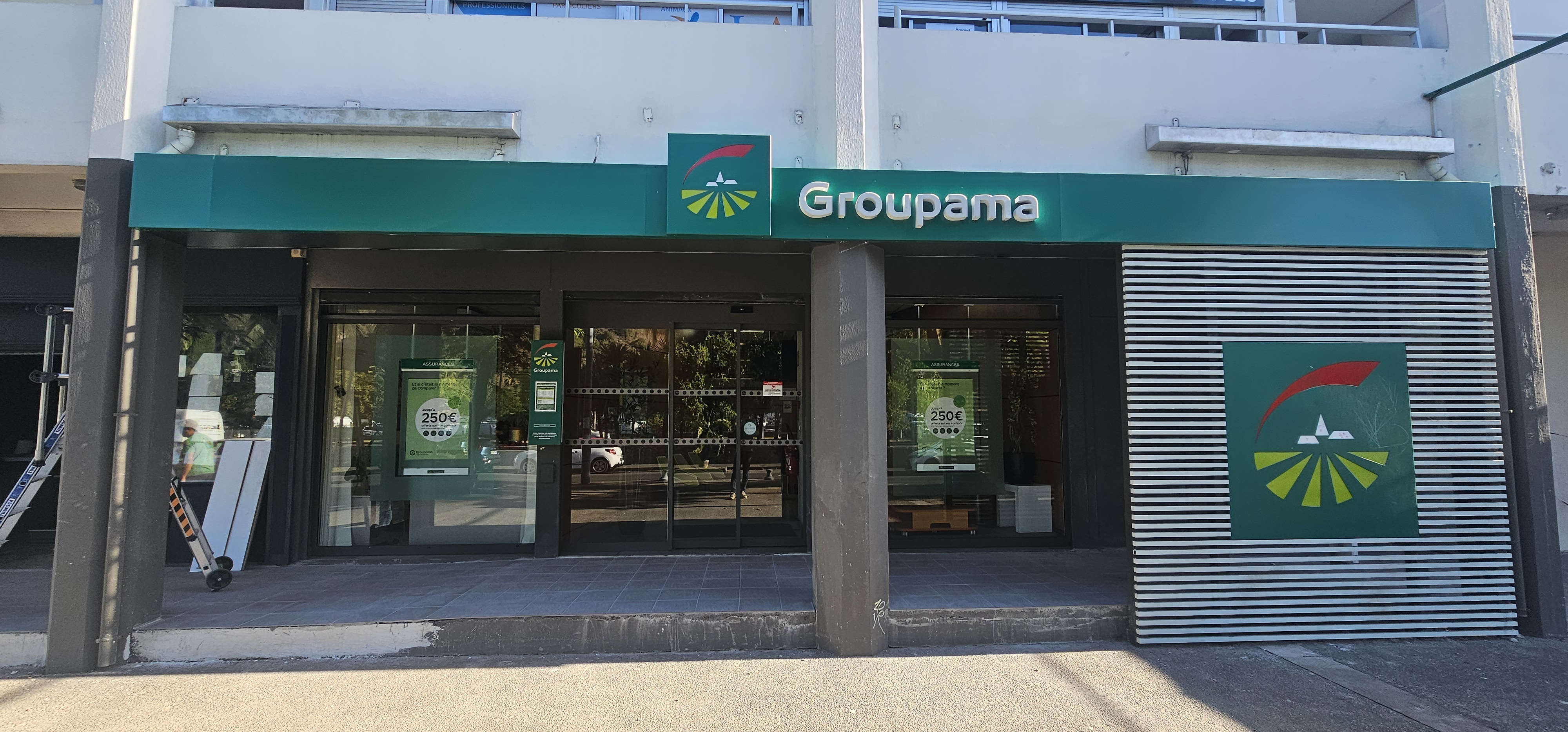 103 chaussée royale, Réunion, ,Commerce,À vendre,chaussée royale,1133
