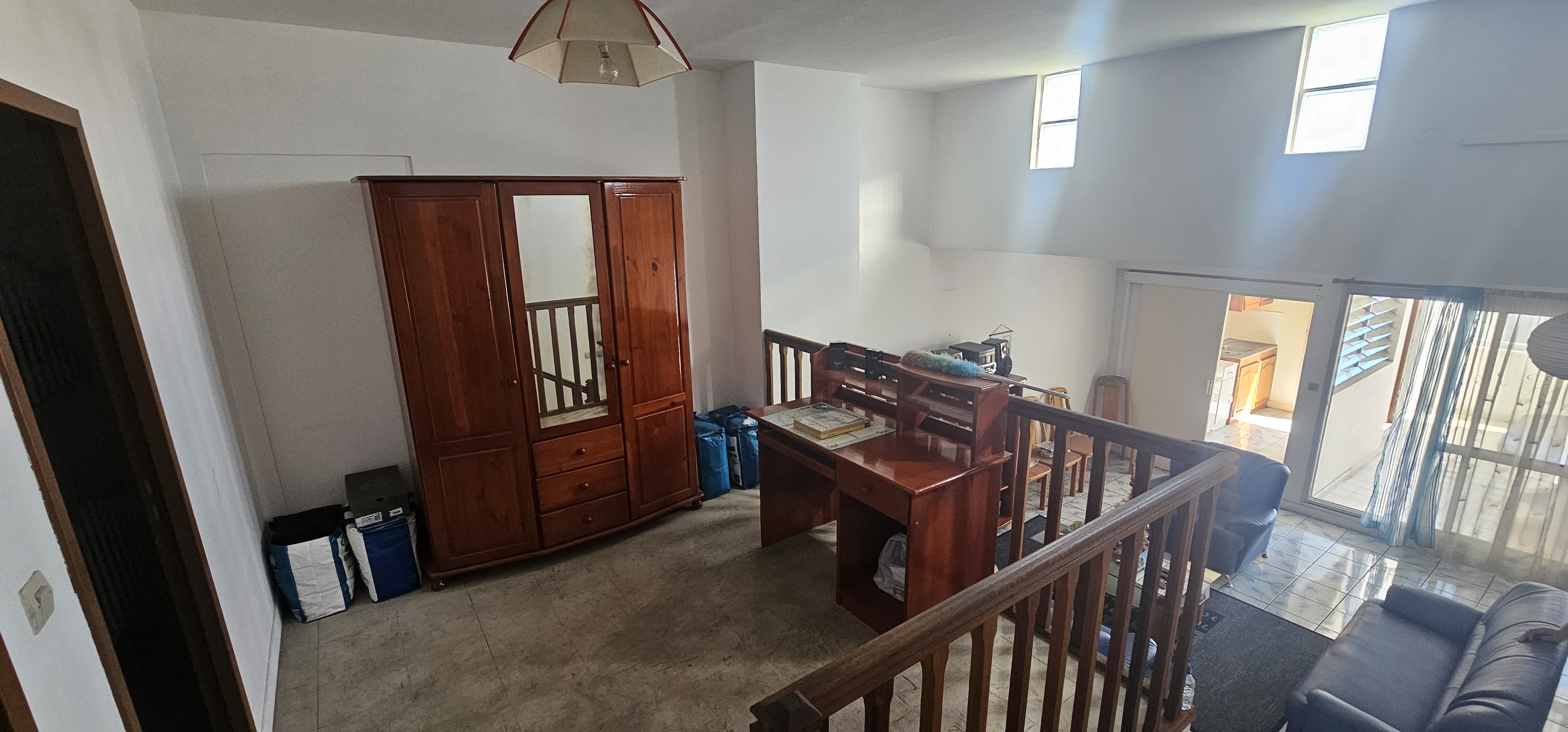 103 chaussée royale, Réunion, 2 Bedrooms Bedrooms, ,Appartement,À vendre,chaussée royale,2,1137