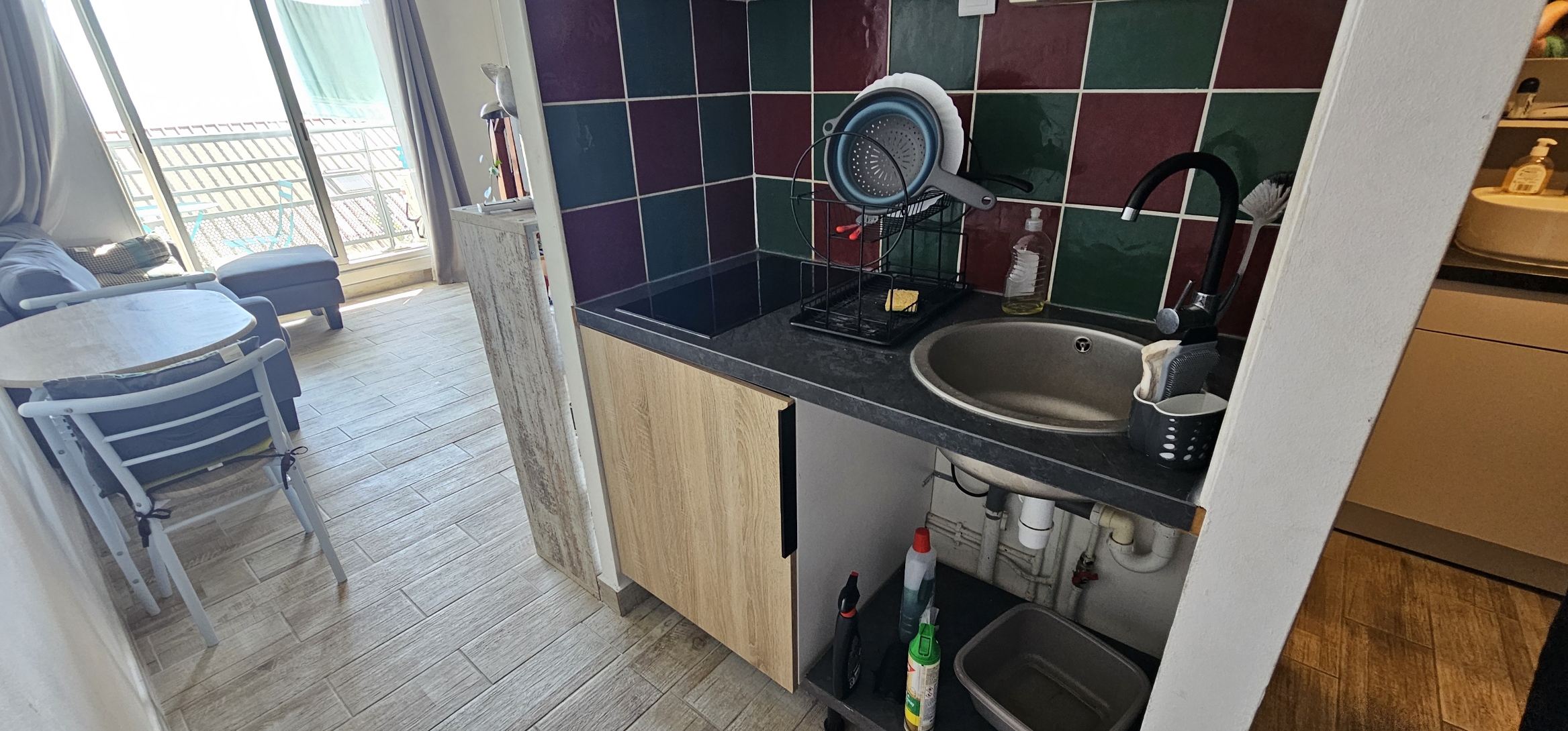 60 rue des tulipes, Réunion, 1 Bedroom Bedrooms, ,Appartement,À louer,Central fac 5,rue des tulipes,1148