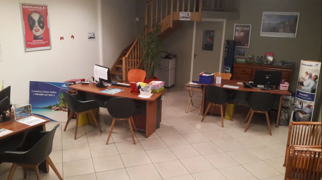 103 chaussée royale, Réunion, ,Commerce,À vendre,chaussée royale,1149