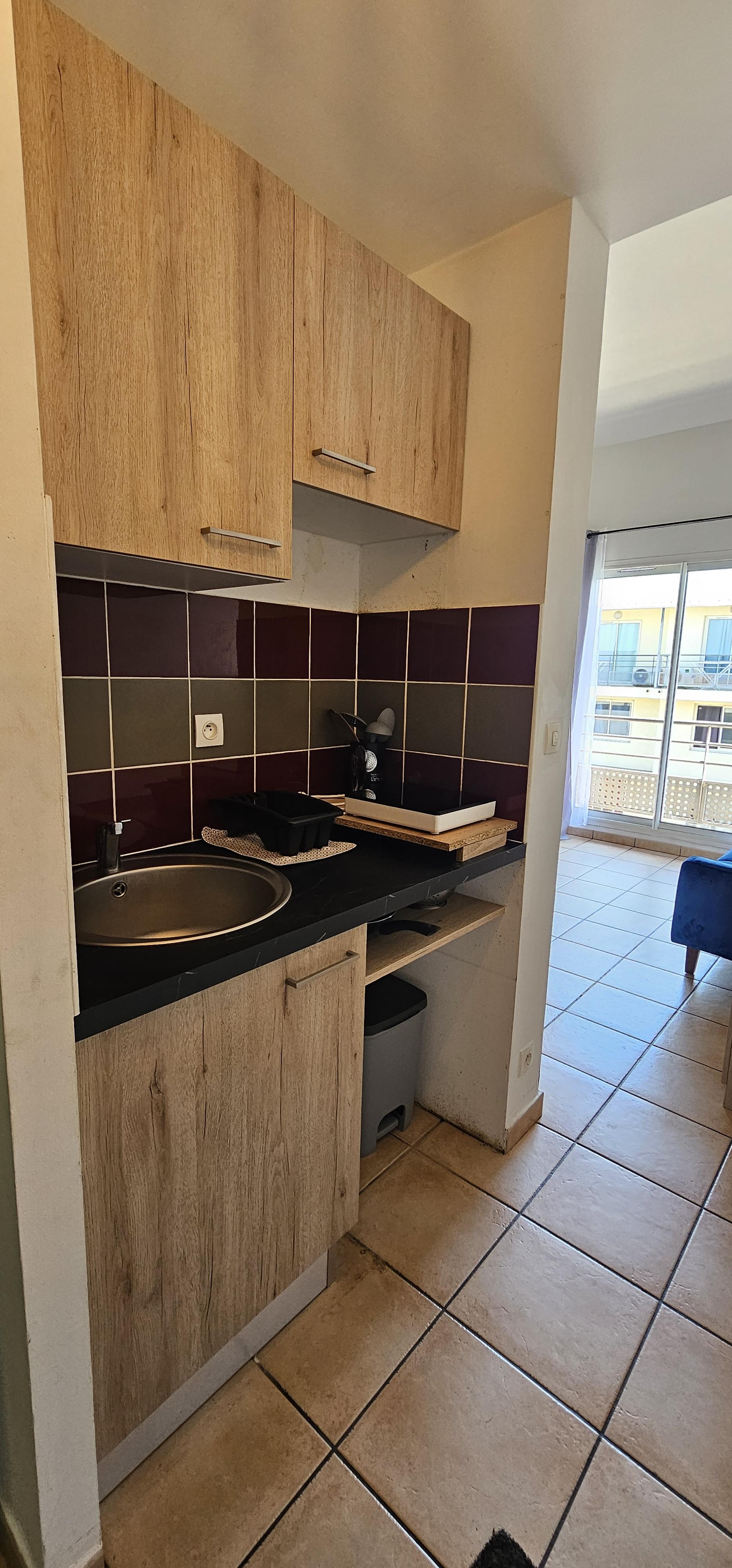 5 rue des roches, Réunion, 1 Bedroom Bedrooms, ,Appartement,À vendre,rue des roches,3,1151